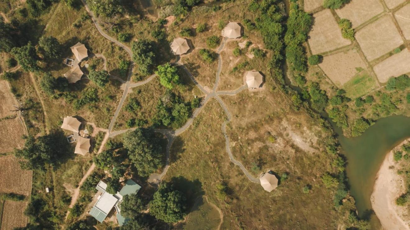 ホテル Trees N Tigers, Tadoba Kolāra エクステリア 写真